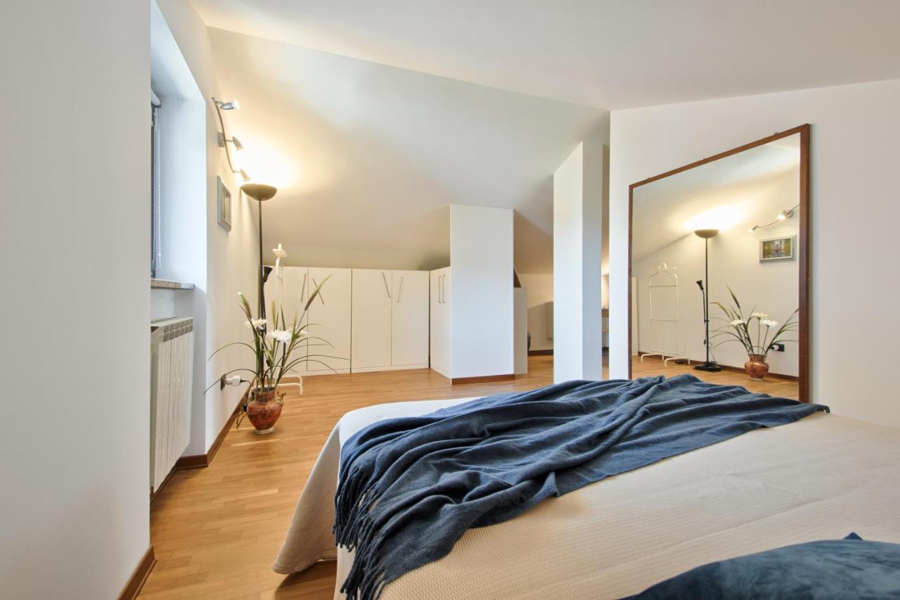 5 Miglia Apartment La Mansarda A Collegno Buitenkant foto
