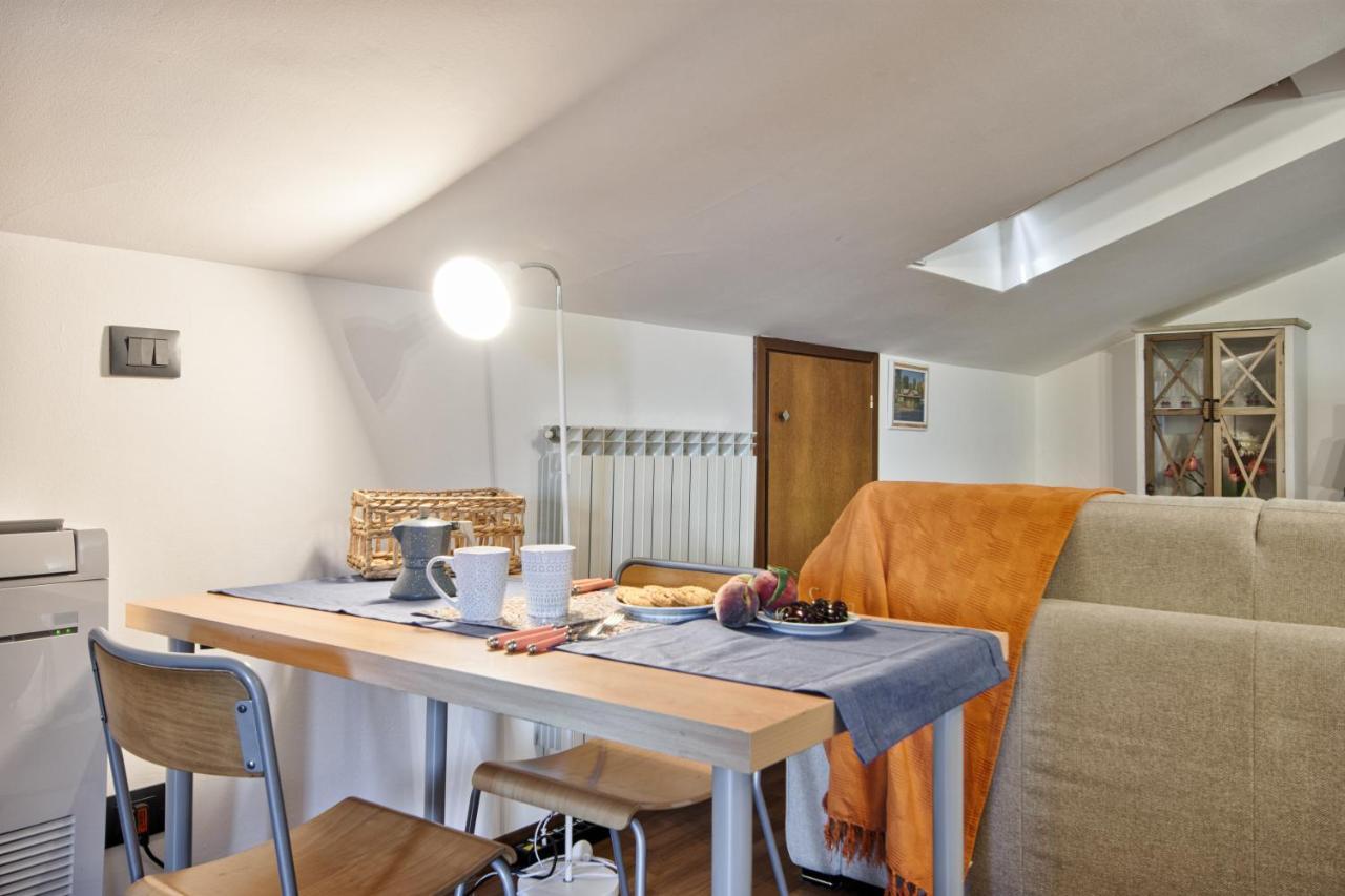 5 Miglia Apartment La Mansarda A Collegno Buitenkant foto