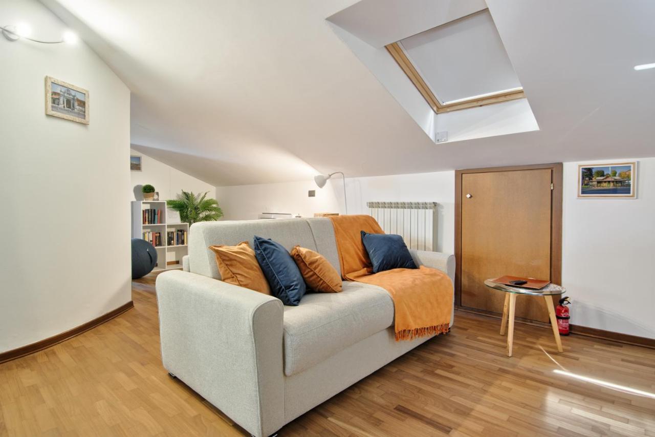 5 Miglia Apartment La Mansarda A Collegno Buitenkant foto