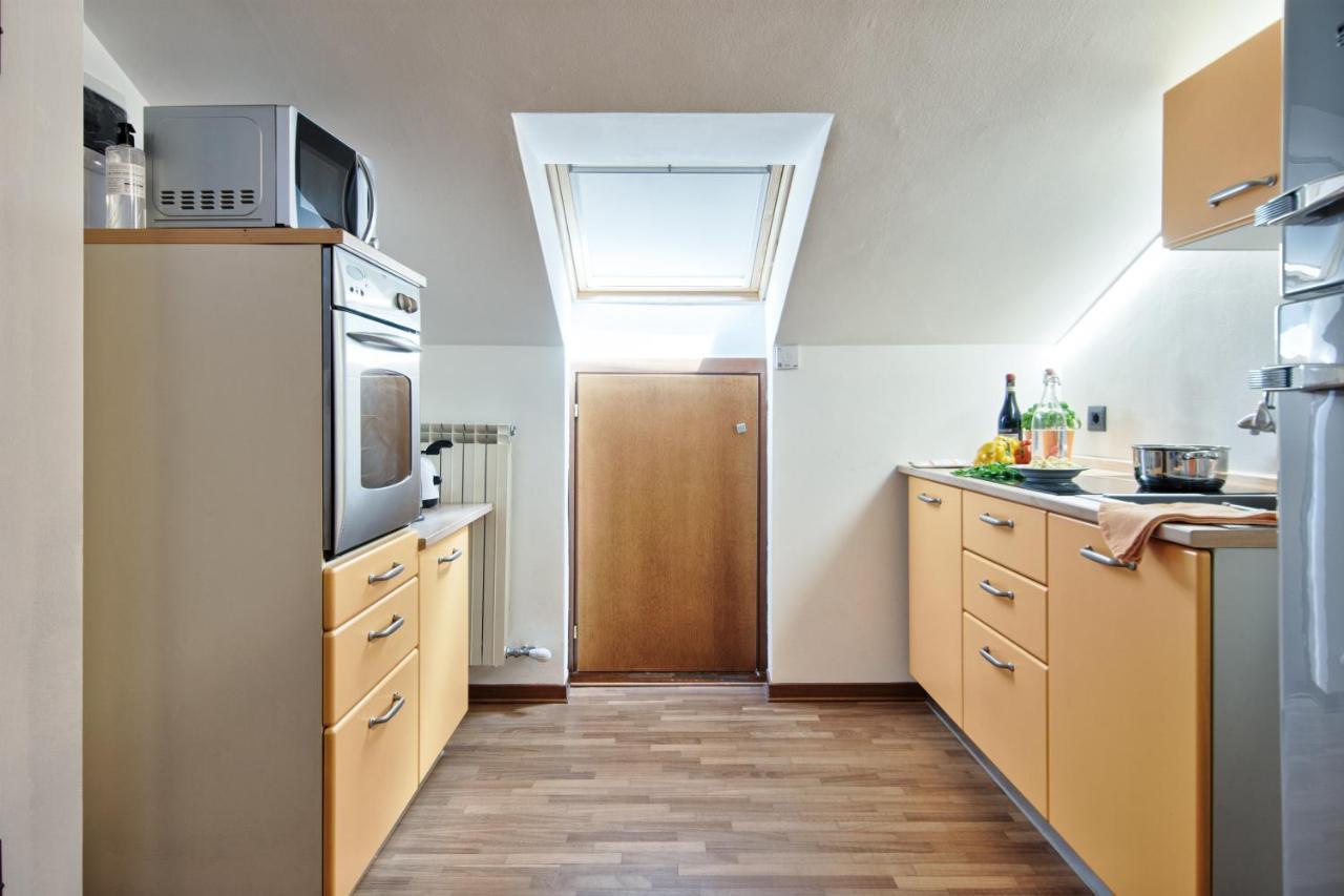 5 Miglia Apartment La Mansarda A Collegno Buitenkant foto
